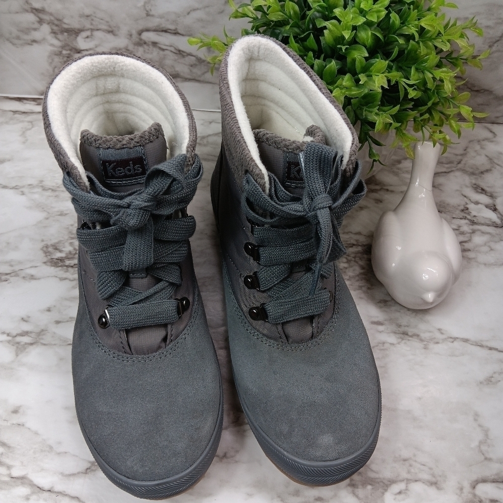 KEDS SOFTERRA Women's Ankle Lace-up Camp Boots Gray Suede Size 8 hiking outdoor - Picture 3 of 10